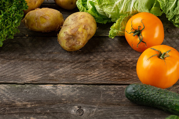 Composition with assorted raw organic vegetables