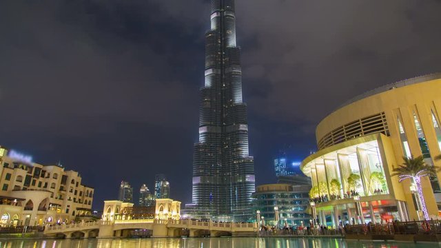 Downtown Dubai Pedestrian Zone Timelapse