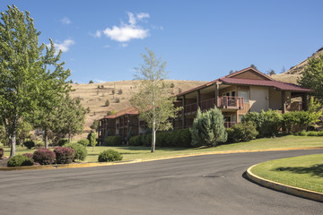 Kahneeta resort and Eastern Oregon landscape.