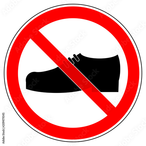 schuhe mit n als logo