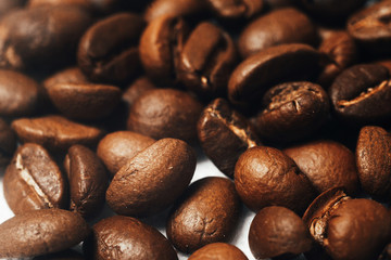 Naklejka premium beans coffee on a white background