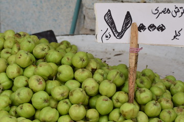 apples in bazar
