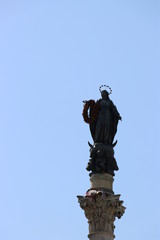monument statue