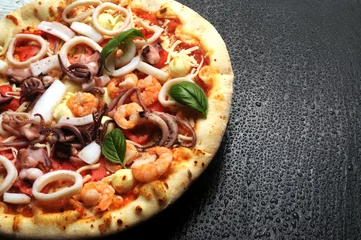 Photo sur Plexiglas Pizzeria Pizza aux fruits de mer