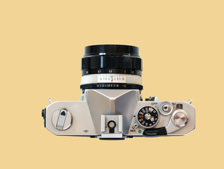 analoge Kamera - Hintergrund gelb