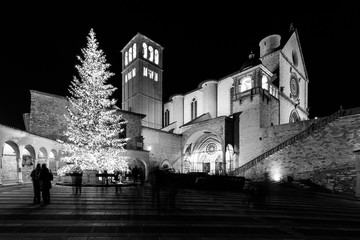 Fototapeta na wymiar Christmas 2017 in Assisi (Umbria), with a view of San Francesco 