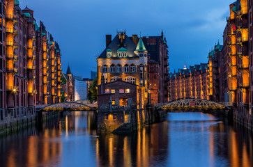 Fototapeta na wymiar Free and Hanseatic City of Hamburg..