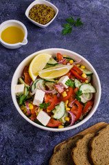 Salad of raw vegetables in oil