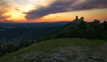 Fototapeta premium Old ruins sunset