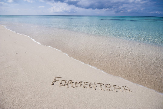 FORMENTERA ARENA
