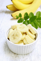 Bowl of sliced banana