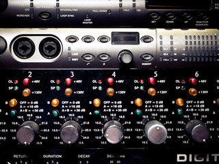 Obraz premium Levels and knobs on professional electronic audio equipment