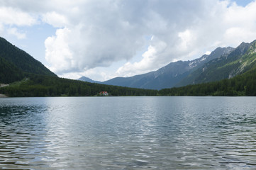 Obraz premium Anterselva lake at late spring.