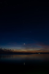 Fototapeta na wymiar Twilight sky at the lake