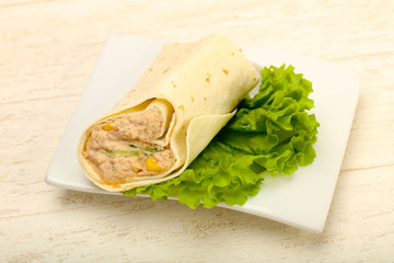 Tuna bread roll