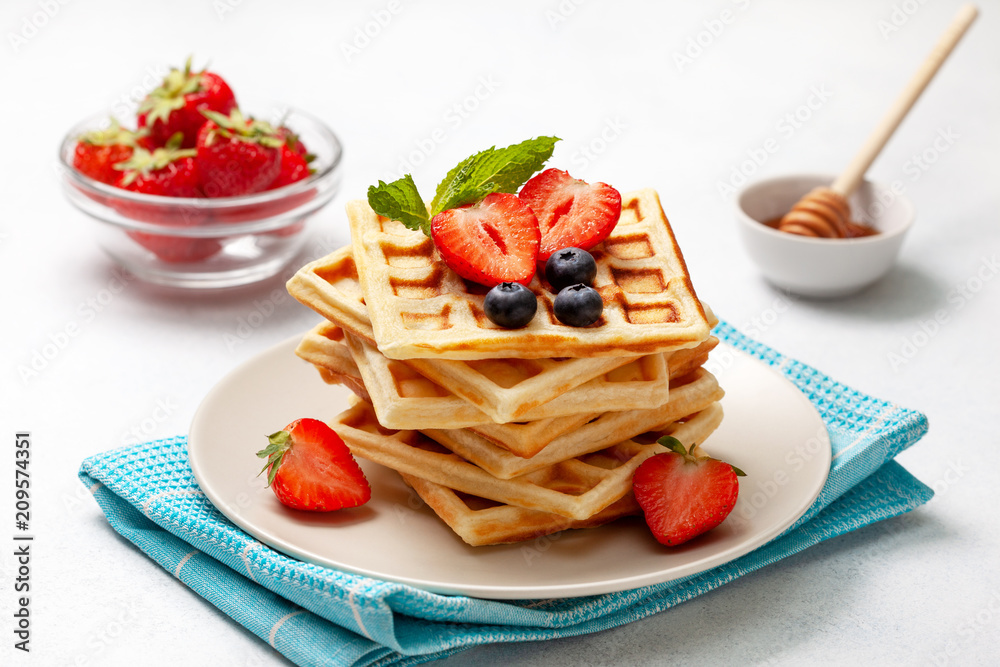 Poster belgian waffles with fresh berries