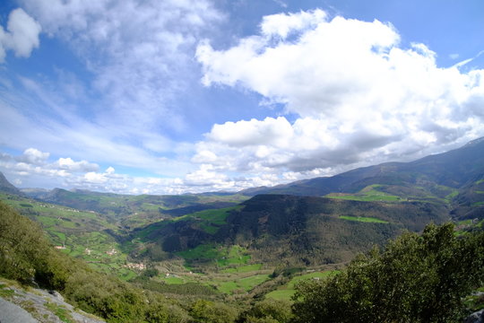 VALLES PASIEGOS