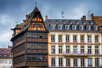 Fototapeta premium Traditional colorful houses in La Petite France, Strasbourg, Alsace, France