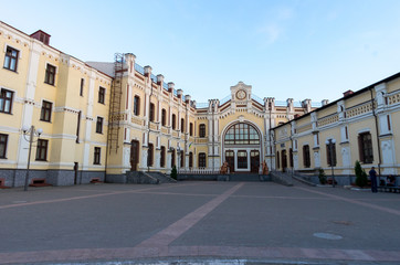 Fototapeta na wymiar Inner courtyard at the station. Train Station. Kazatin, Ukraine.