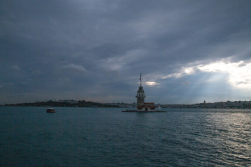 Fototapeta na wymiar Maiden Tower of Istanbul