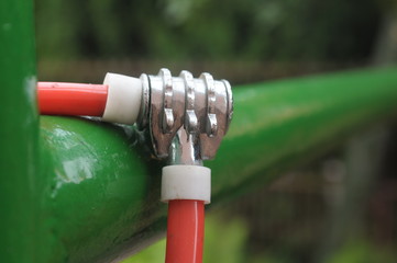 Linka metalowa z szyfrem do roweru na trzepaku