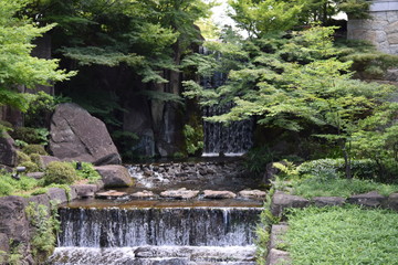 公園の滝