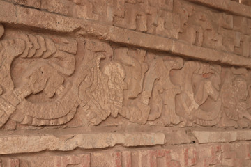 Grabados prehispánicos en Tula, Hidalgo