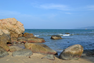 Fototapeta na wymiar sea, ocean, stones