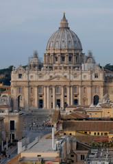 Fototapeta na wymiar travel to Italy - Papal Basilica of St Peter in Vatican city, view from Castle of Holy Angel