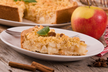 Crumble apple cake. 