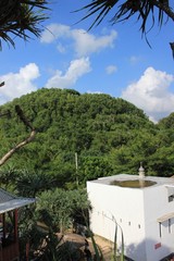 Fototapeta premium house with blue sky landscape