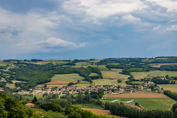 Vue sur la vallée du Rhône depuis la Tour d'Albon