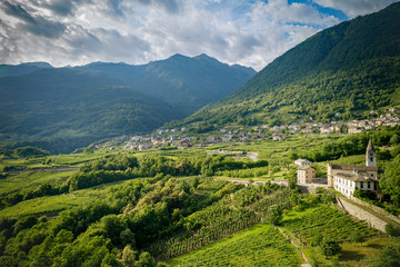 Fototapeta na wymiar Castionetto di Chiuro - Valtellina (IT) - Vista aerea panoramica con vigneti 