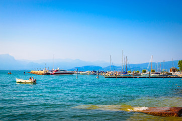 Obraz premium Beautiful coast of Garda Lake, Italy