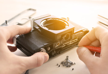 Repair of the old film camera.
