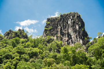 Fototapeta na wymiar Mountain landscape of Vang Vieng laos
