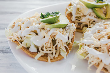 tostadas mexicanas de pollo mexican food in mexico