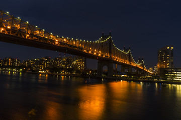 Fototapeta na wymiar Bridge iluminated