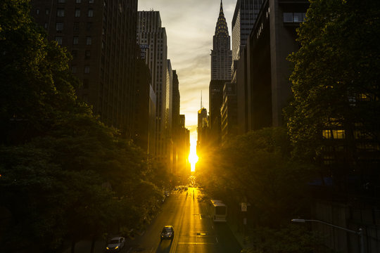 Manhattan Henge