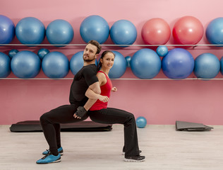 Obraz premium Couple in the Gym