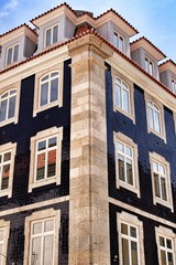 Naklejka premium Old colorful and majestic tiled facades in Lisbon