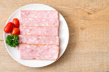 bacon barbecue sliced