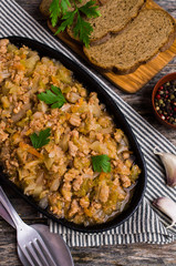 Stewed cabbage with minced meat