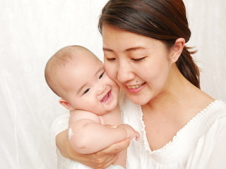 赤ちゃん　乳児　ママ　母	