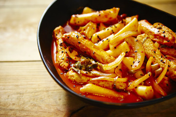 Tteokbokki, Korean spicy rice cake 