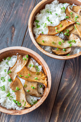 Bowls of rice with teriyaki king oyster mushrooms