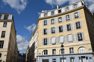 Fototapeta na wymiar Place de l'Odéon à Paris, France