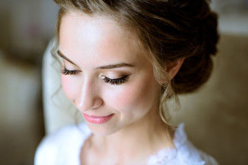 Female portrait of cute lady indoors