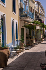 Symi, Grecja - romantyczne uliczki - obrazy, fototapety, plakaty