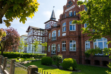 Altes Backsteinhaus direkt an der Strandpromenade in Binz auf R&uuml;gen an der Ostsee